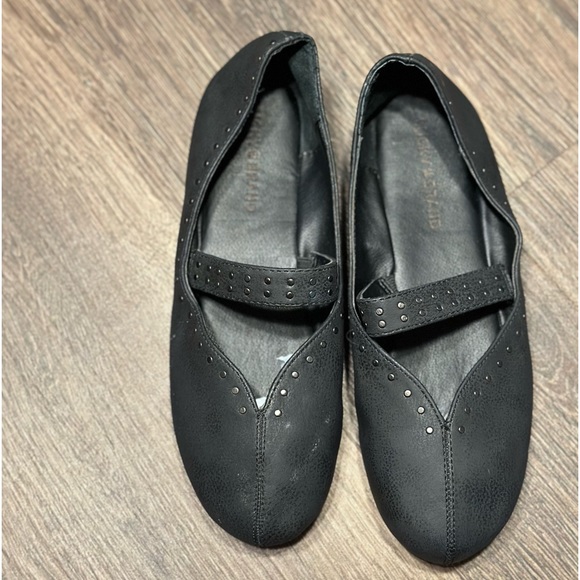 Lucky Brand Girls Studded Mary-Jane's
Flat Shoes Black size 2 Matte  black flats - Picture 10 of 11